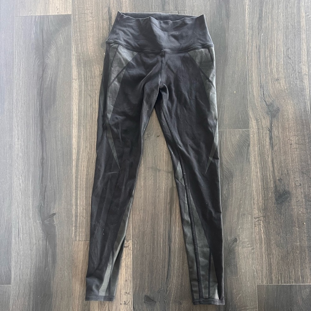 ALO leggings